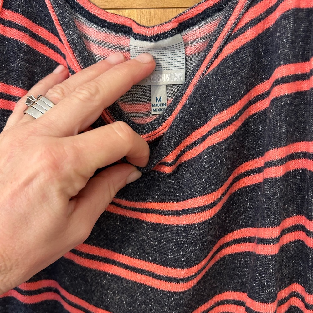 Buckle Pink and Black Striped Tank Top - Picture 2 of 4